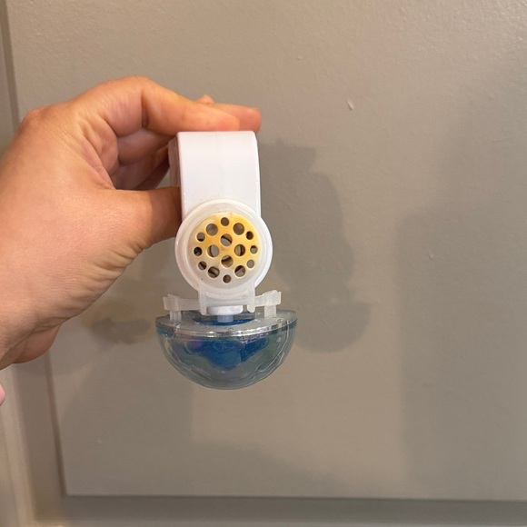 Blue Jellyfish wallflower - Picture 4 of 4